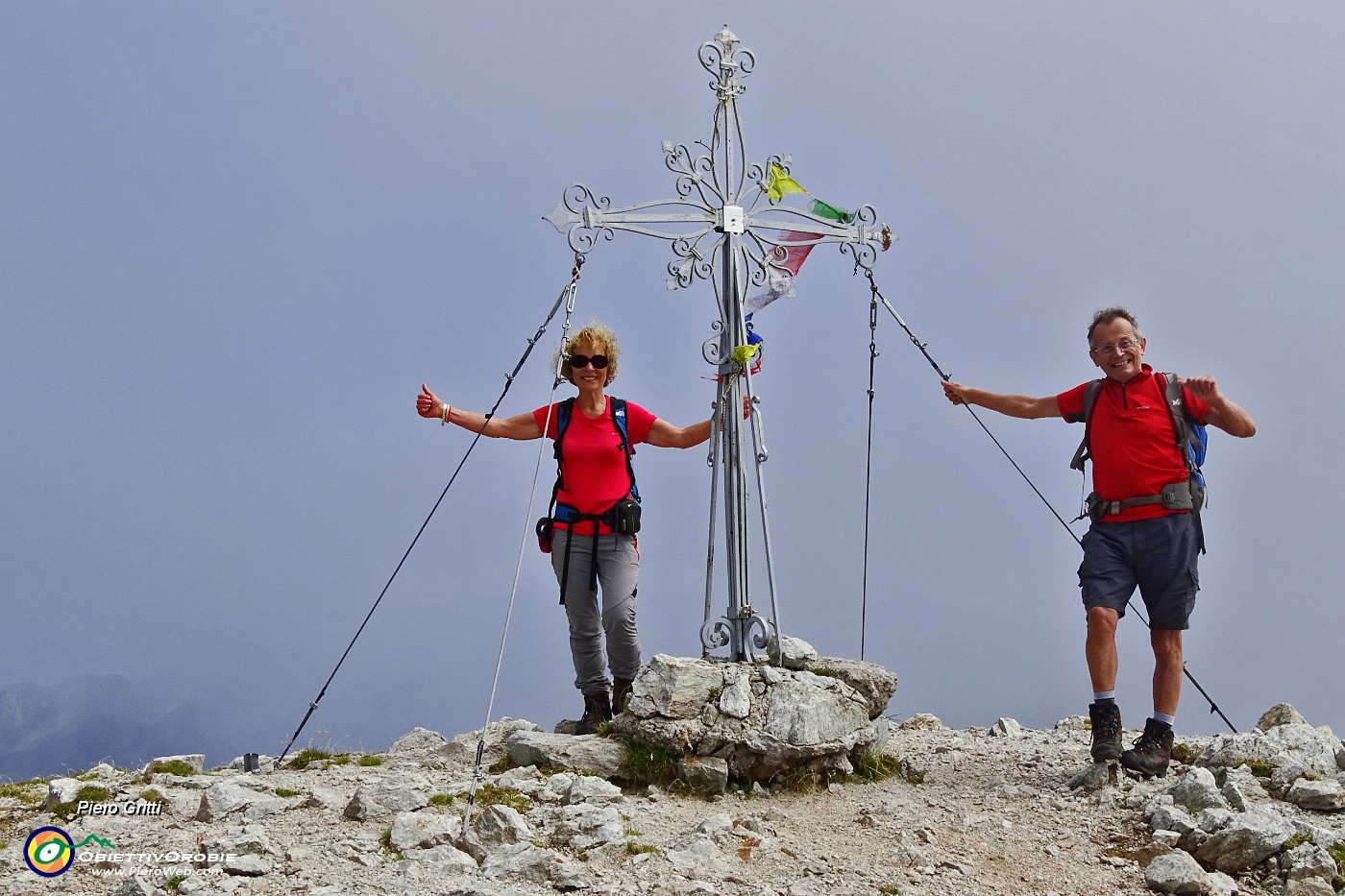 01 In vetta al Corno Stella (2620 m).JPG -                                